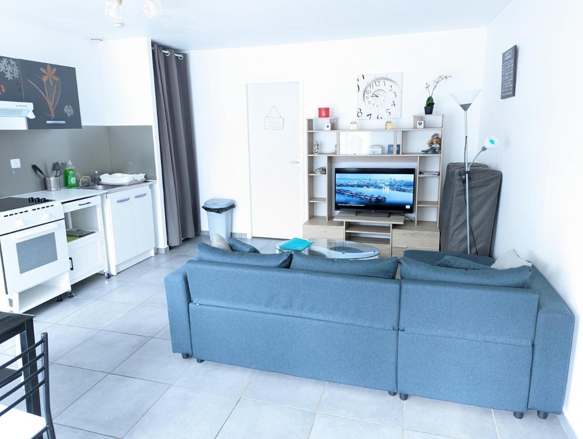 Bel Appartement T2 Climatise Avec Piscine Poitiers-Futuroscope-Creps De Poitiers Vouneuil-sous-Biard Экстерьер фото